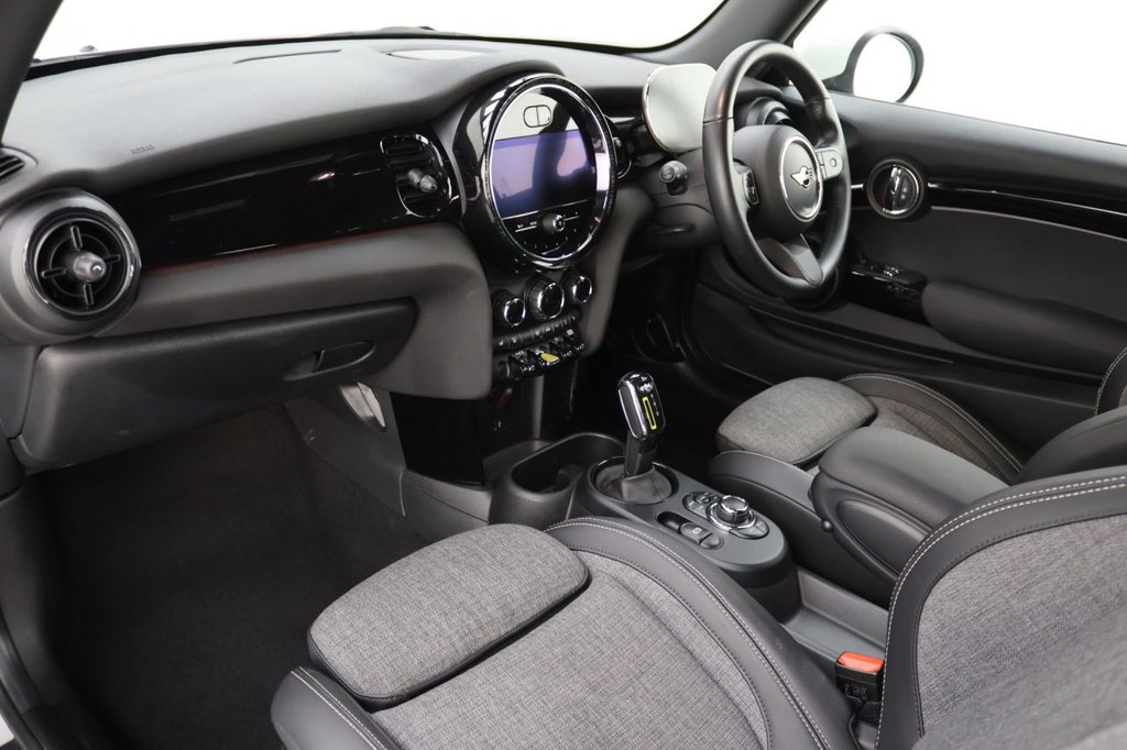 Used MINI Hatch 2021 for sale - 76542201: Photo 24