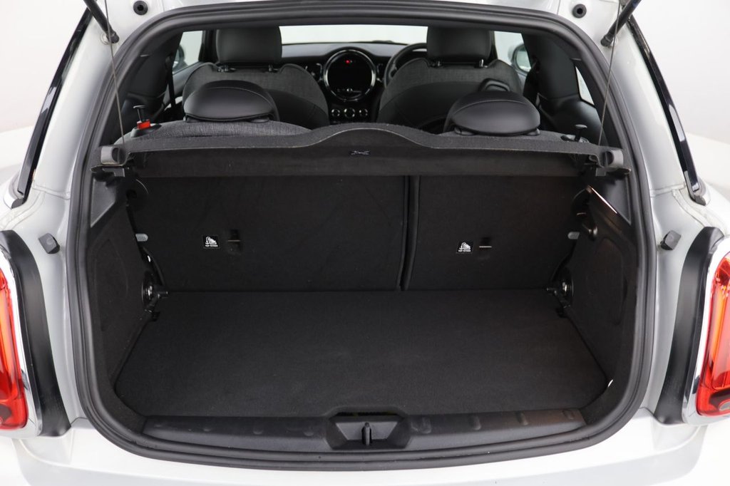 Used MINI Hatch 2021 for sale - 76542201: Photo 25