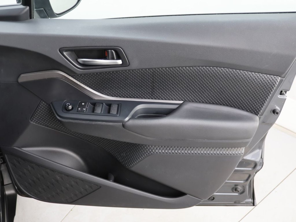 Used Toyota C-HR 2022 for sale - 76385891: Photo 25