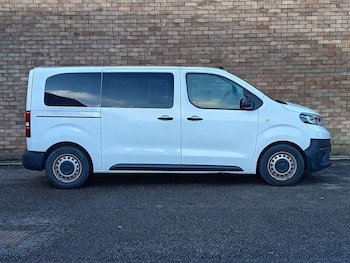 Used Toyota PROACE CITY Verso 2022 for sale - 77451707: Photo