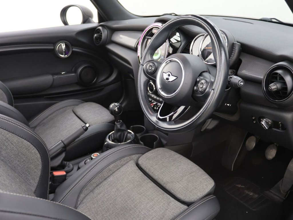 Used MINI Convertible 2016 for sale - 77967112: Photo 18