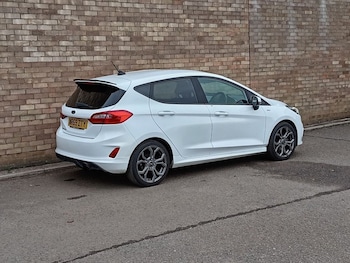 Used Ford Fiesta 2019 for sale - 76235939: Photo