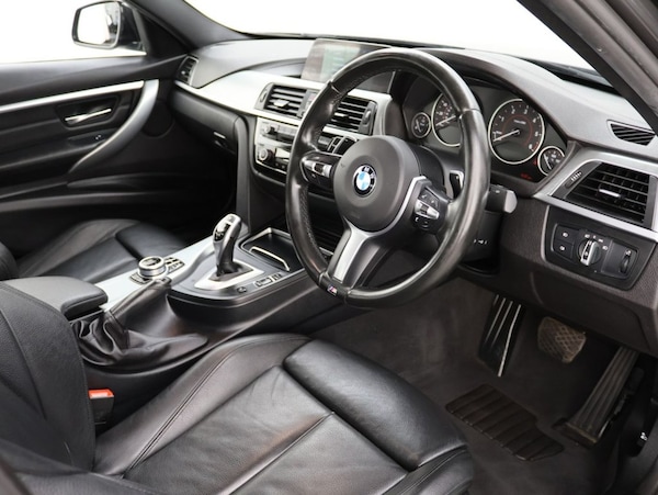 Used BMW 3 Series 2017 for sale - 76300859: Photo 10