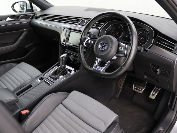 Used Volkswagen Passat 2017 for sale - 76301167: Photo 10