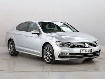 Used Volkswagen Passat 2017 for sale - 76301167: Photo 2