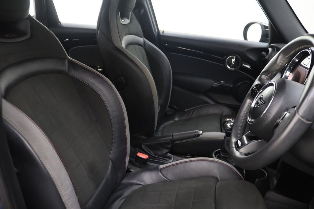 Used MINI Hatch 2022 for sale - 77507311: Photo 11