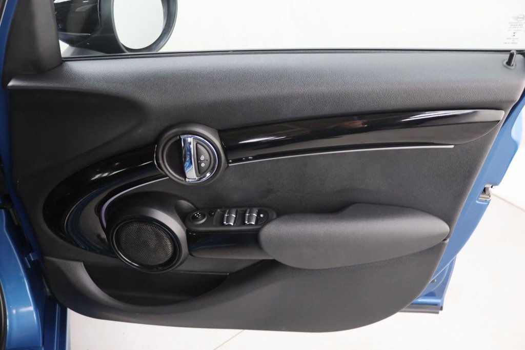 Used MINI Hatch 2022 for sale - 77507311: Photo 24