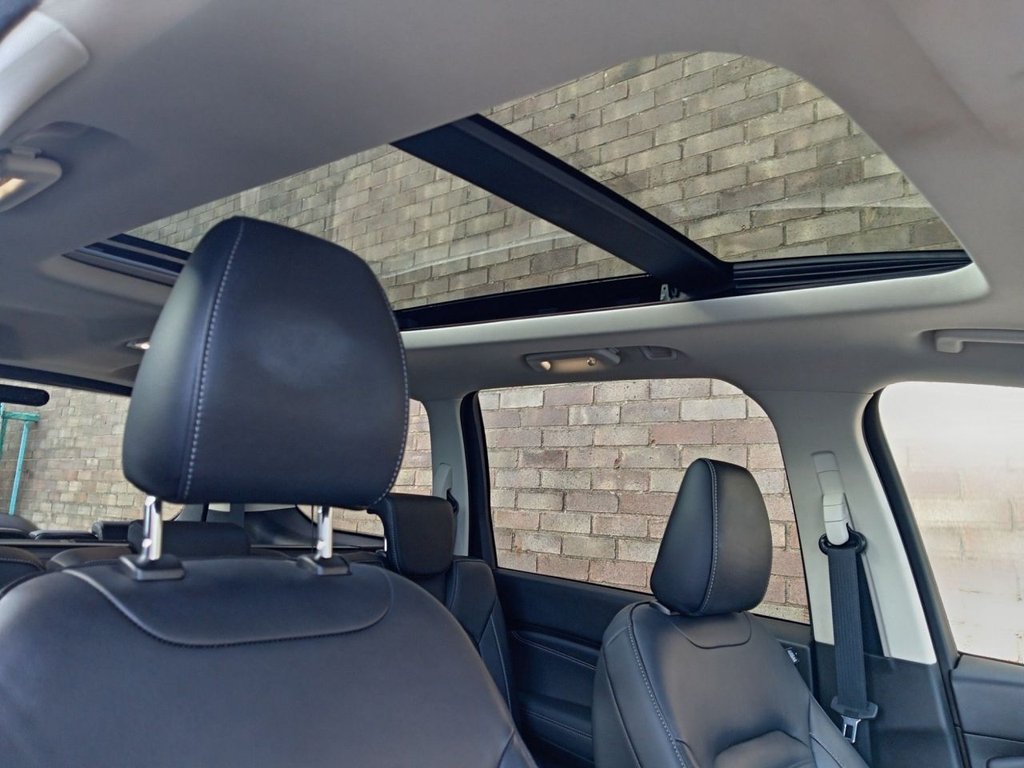 Used Ford Galaxy 2019 for sale - 77666743: Photo 2