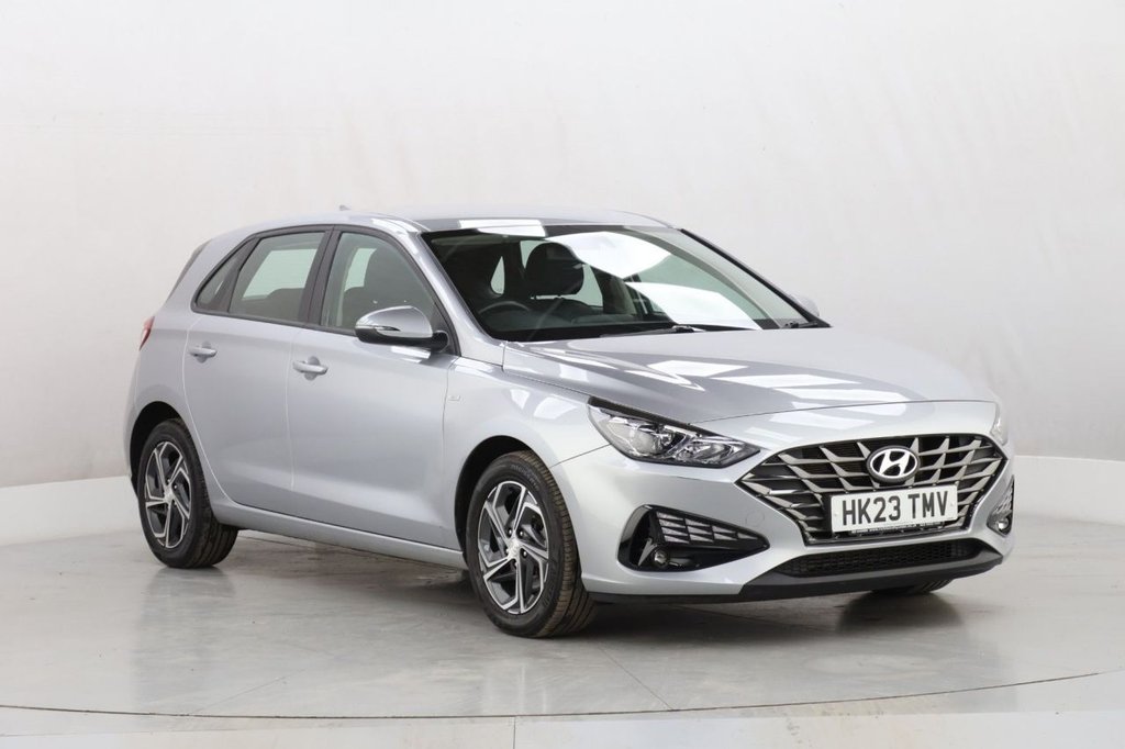Used Hyundai i30 2023 for sale - 77355992: Photo 2