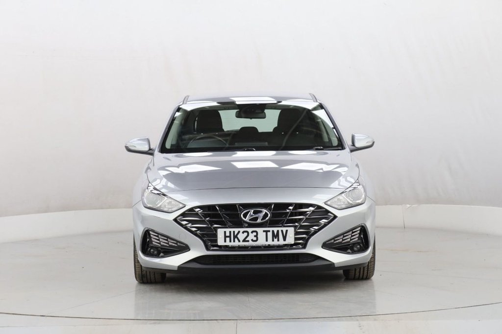 Used Hyundai i30 2023 for sale - 77355992: Photo 3