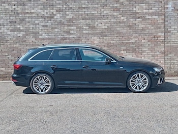 Used Audi A4 Avant 2019 for sale - 79046411: Photo