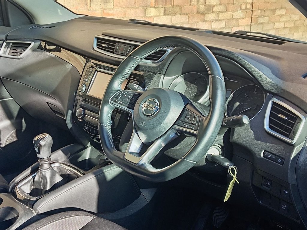Used Nissan Qashqai 2017 for sale - 76856252: Photo 5