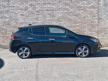 Used Nissan Leaf 2021 for sale - 78457656: Photo
