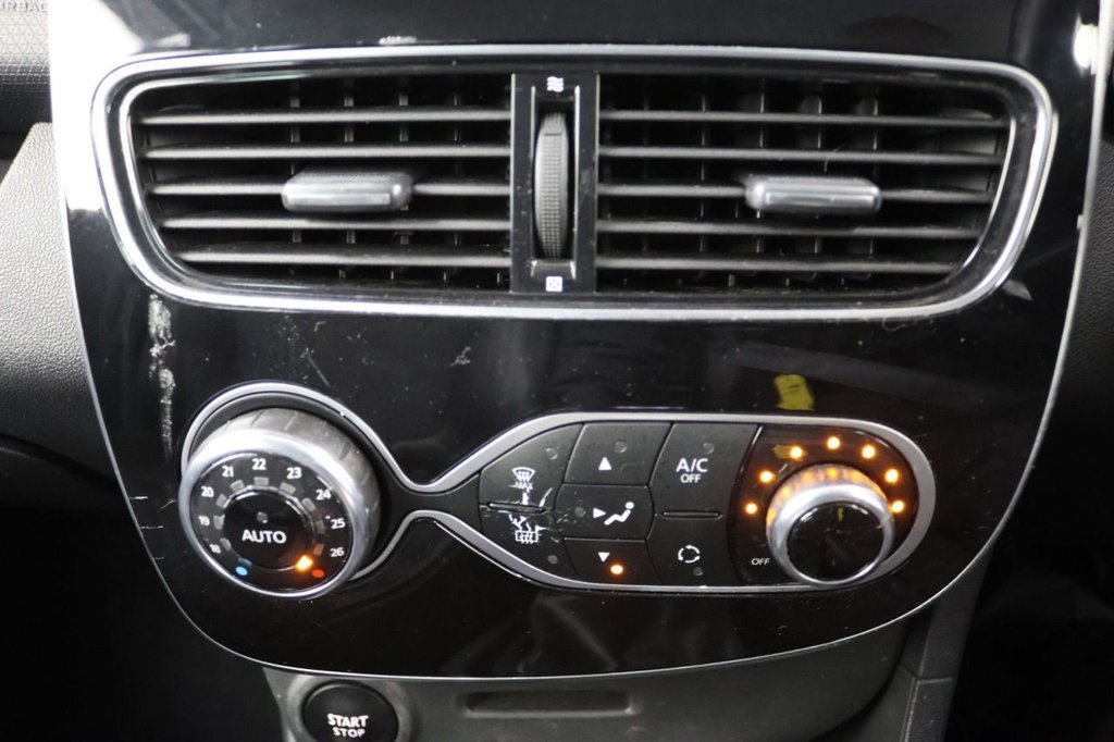 Used Renault Clio 2019 for sale - 77680347: Photo 17