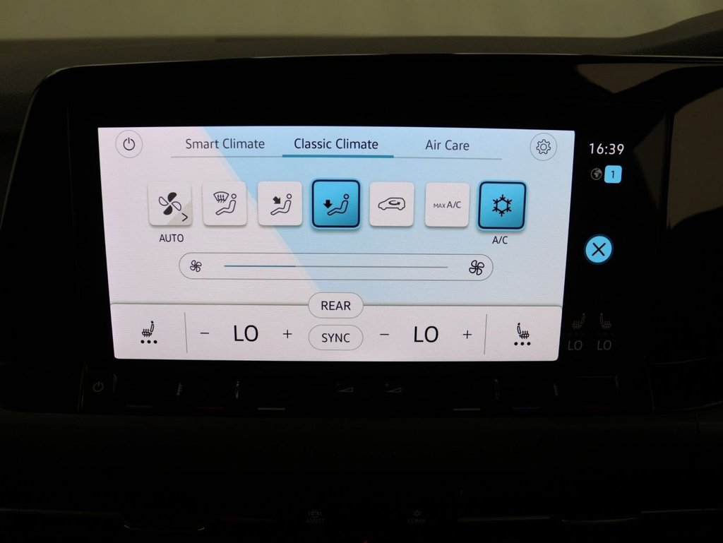 Used Volkswagen Golf 2020 for sale - 77806301: Photo 17