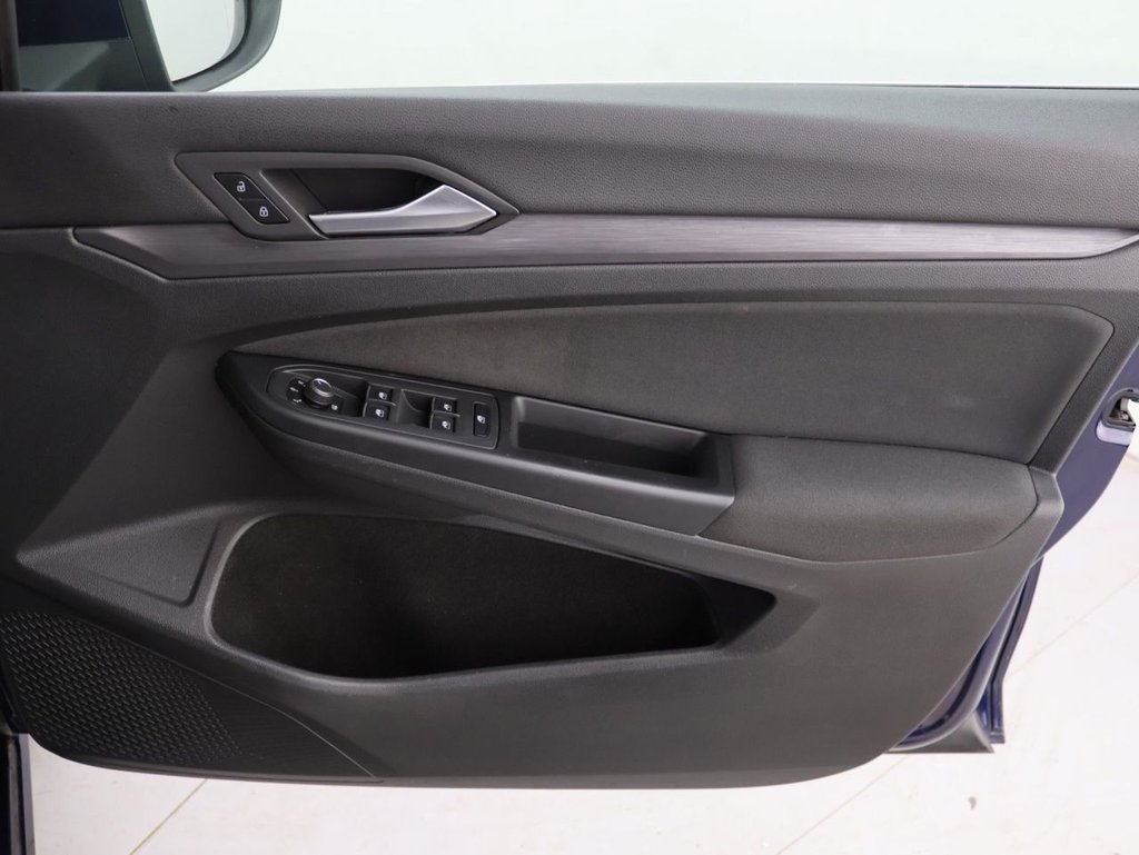 Used Volkswagen Golf 2020 for sale - 77212368: Photo 28