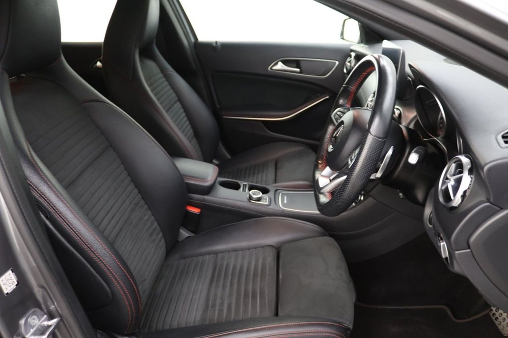 Used Mercedes-Benz GLA 2019 for sale - 76923399: Photo 13