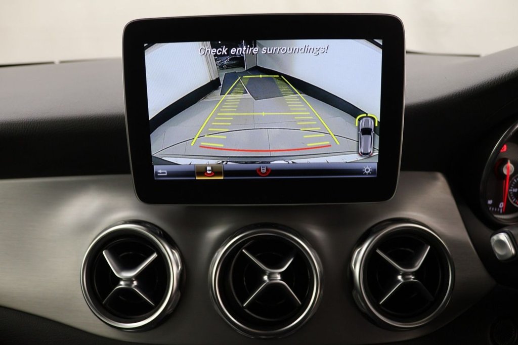 Used Mercedes-Benz GLA 2019 for sale - 76923399: Photo 16