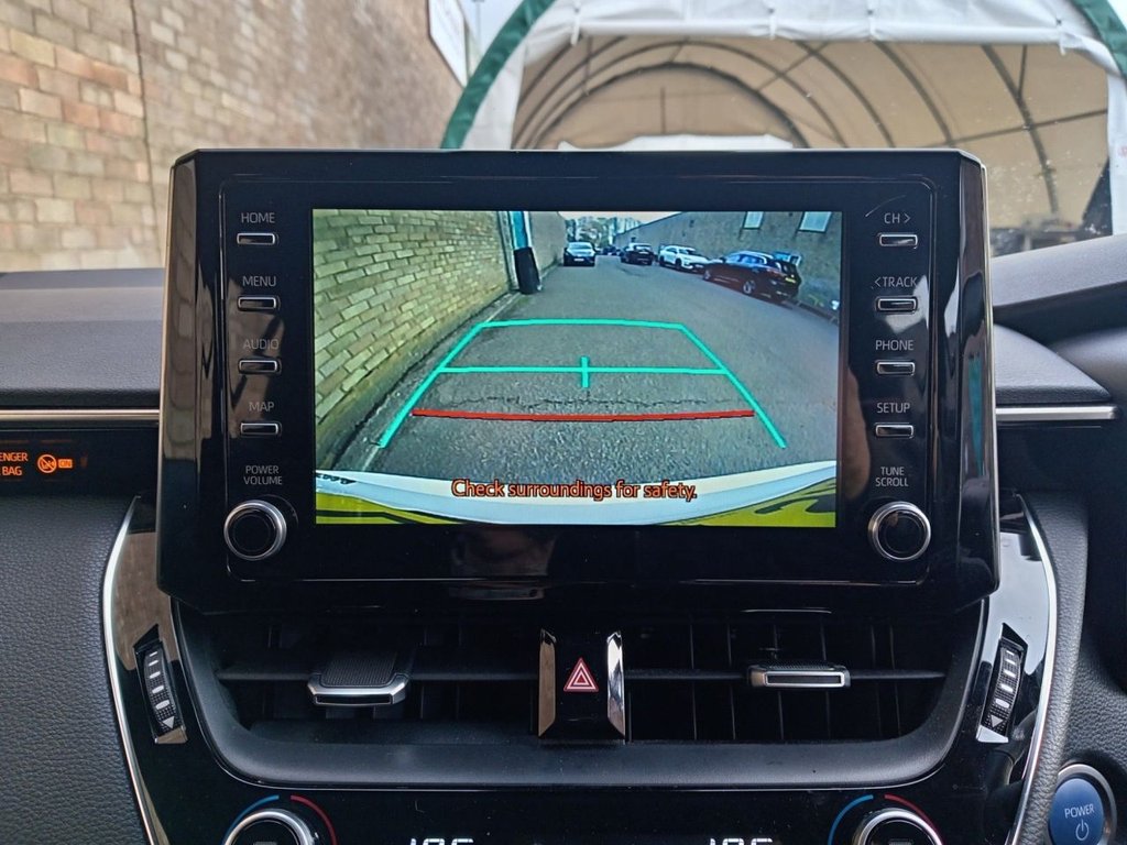 Used Toyota Corolla 2021 for sale - 76542125: Photo 2