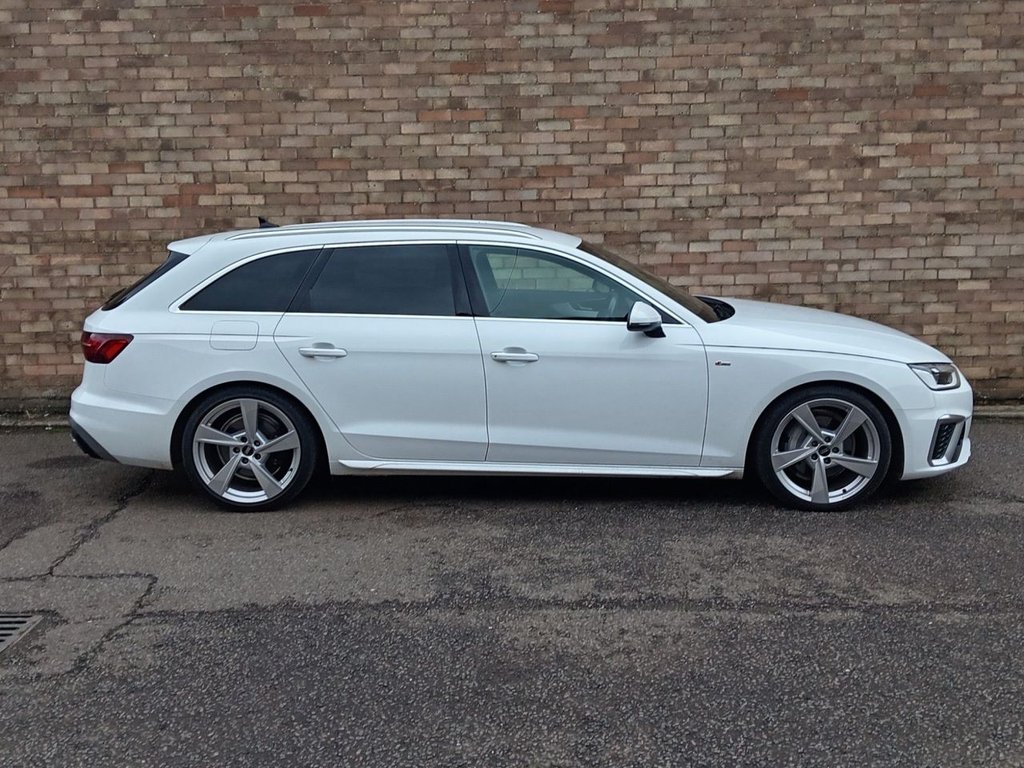 Used Audi A4 2022 for sale - 76542077: Photo 2