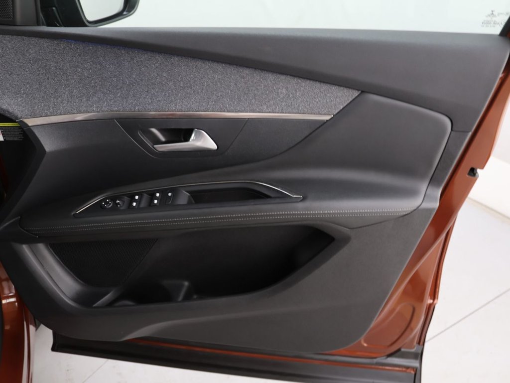 Used Peugeot 3008 2021 for sale - 77563999: Photo 24