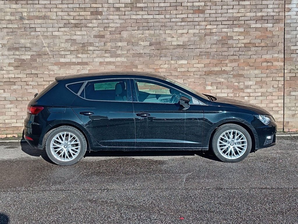 Used SEAT Leon 2019 for sale - 77571804: Photo 2