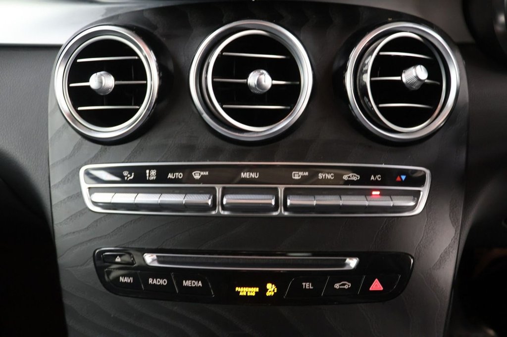 Used Mercedes-Benz GLC 2019 for sale - 77236294: Photo 14