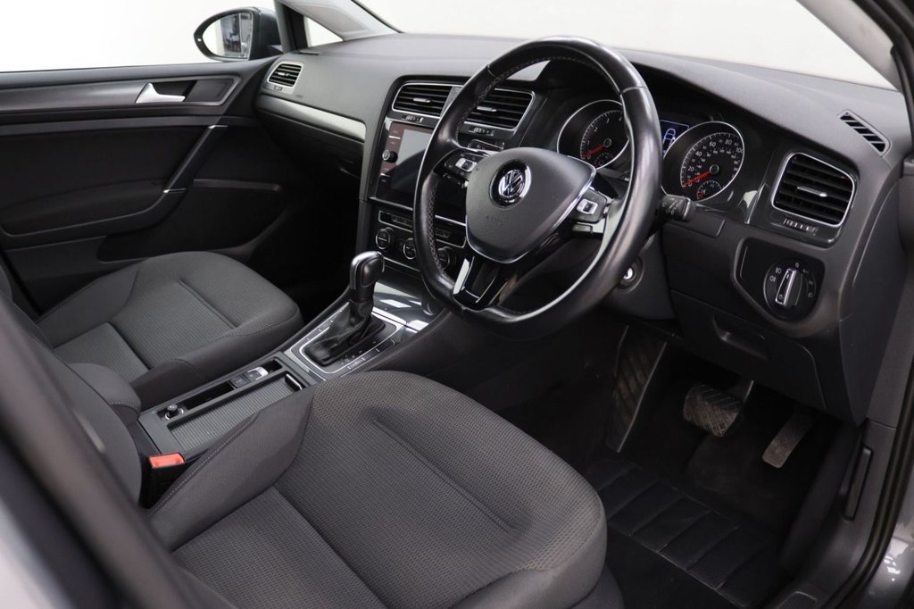 Used Volkswagen Golf 2020 for sale - 77313155: Photo 10