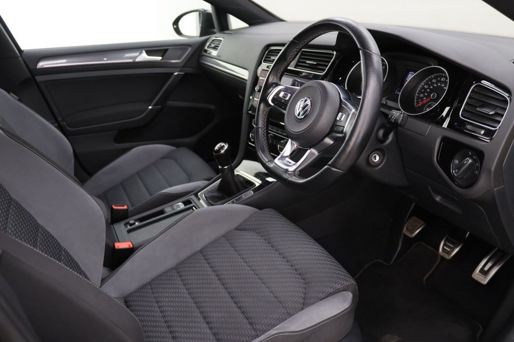 Used Volkswagen Golf 2020 for sale - 77820625: Photo 10