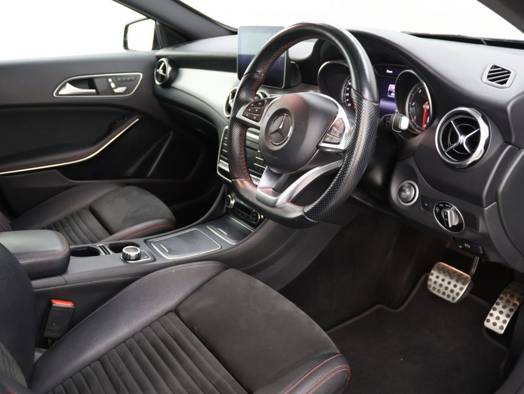 Used Mercedes-Benz GLA 2018 for sale - 76301175: Photo 10