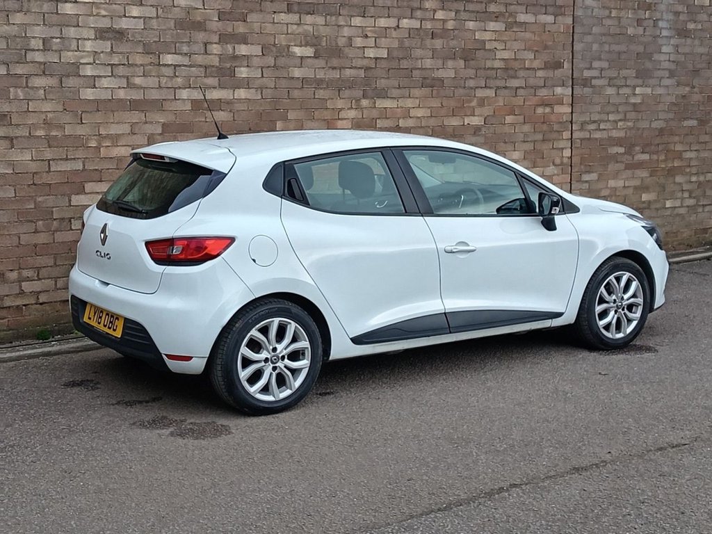 Used Renault Clio 2018 for sale - 77692823: Photo 3