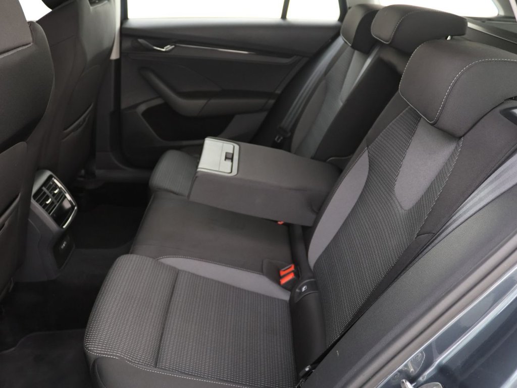 Used Skoda Octavia 2021 for sale - 76301179: Photo 21