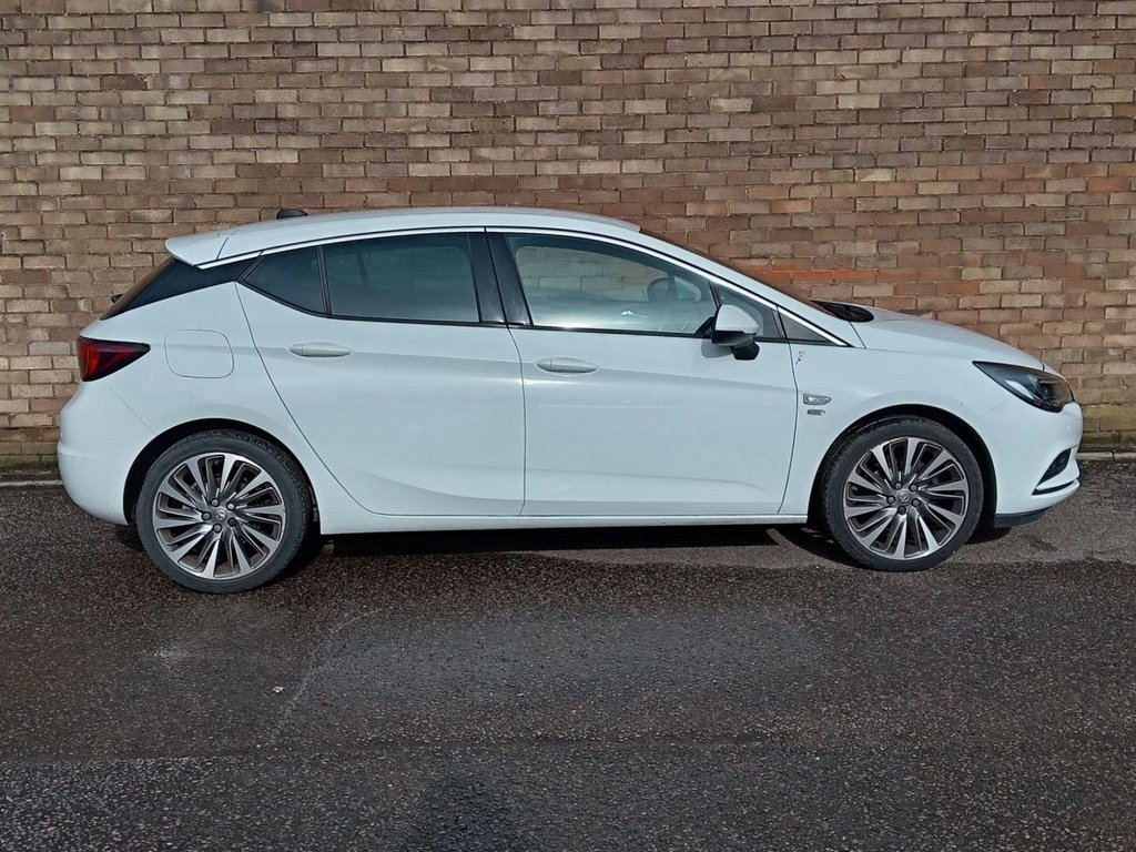Used Vauxhall Astra 2019 for sale - 77647971: Photo 2