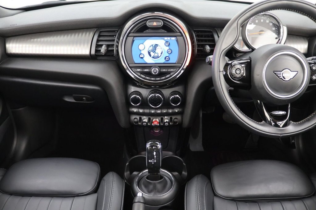 Used MINI Convertible 2020 for sale - 76973420: Photo 27