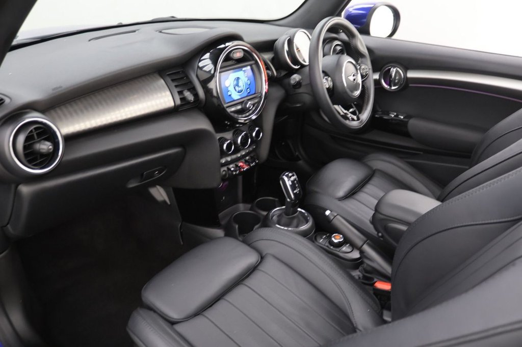 Used MINI Convertible 2020 for sale - 76973420: Photo 32