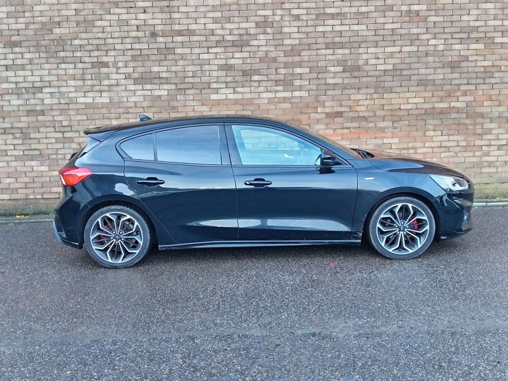 Used Ford Focus 2019 for sale - 77407913: Photo 2