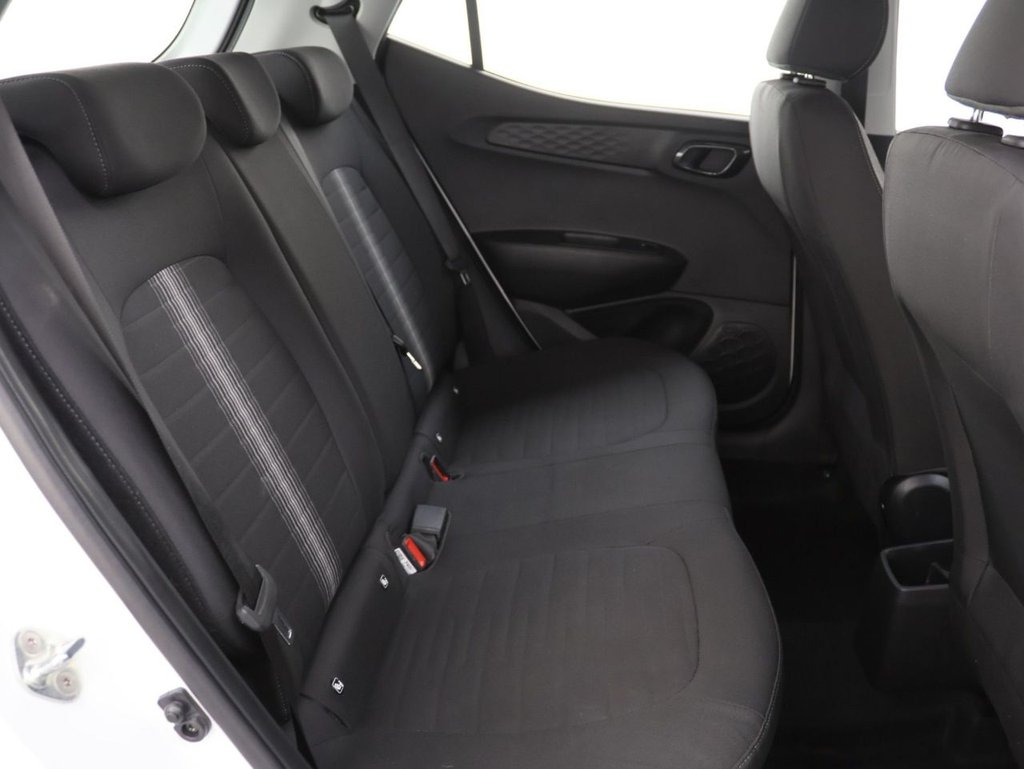 Used Hyundai i10 2023 for sale - 77593943: Photo 15