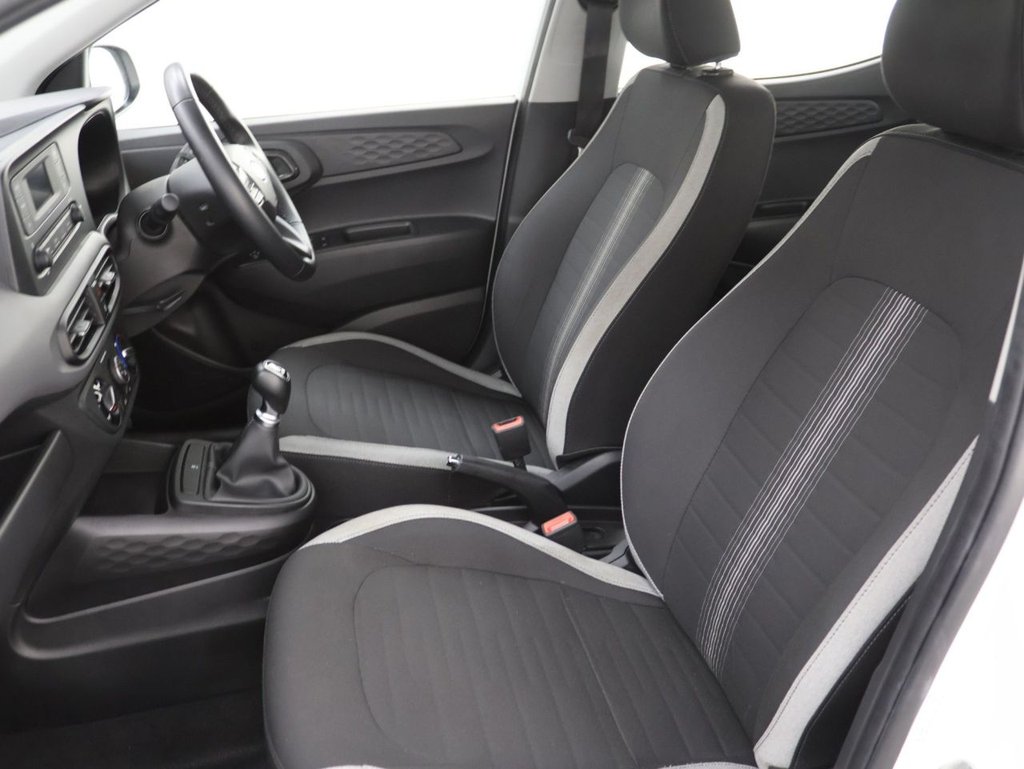 Used Hyundai i10 2023 for sale - 77593943: Photo 20