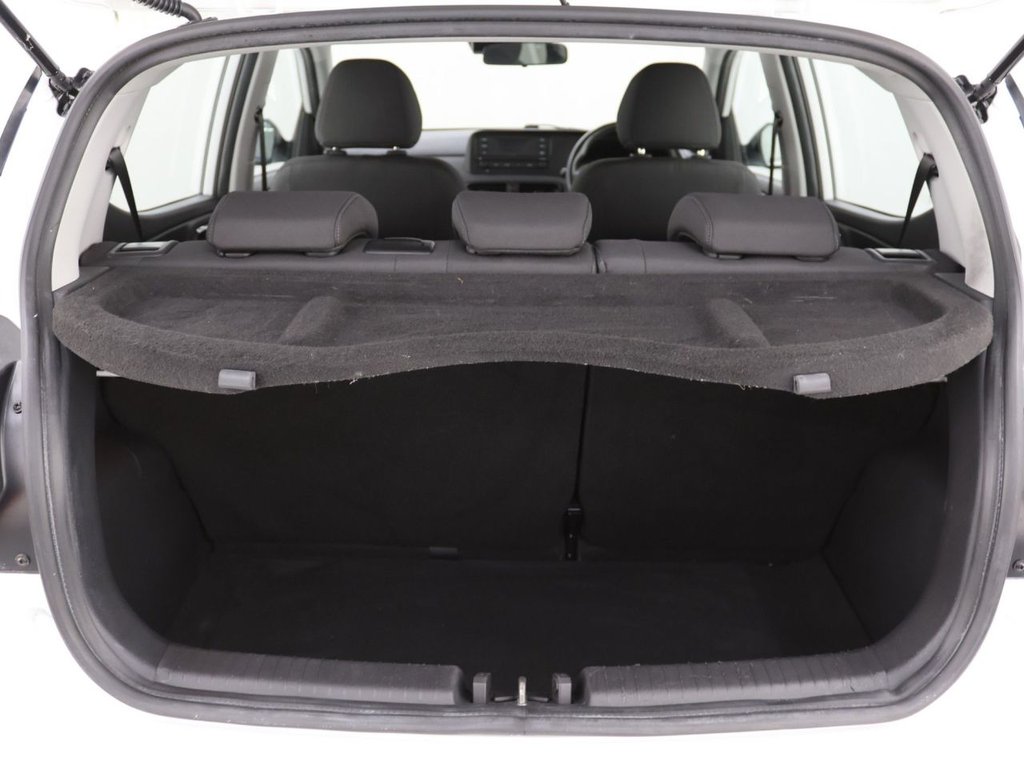 Used Hyundai i10 2023 for sale - 77593943: Photo 23