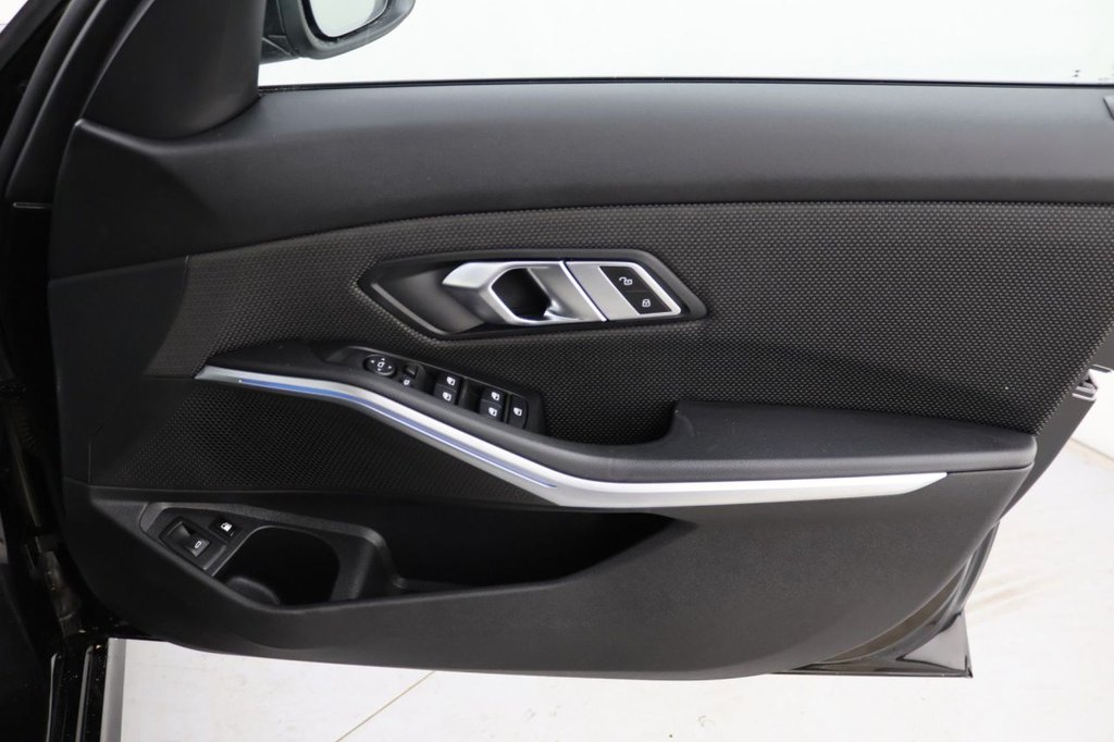 Used BMW 3 Series 2022 for sale - 76541994: Photo 28