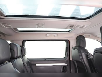 Used Peugeot Traveller 2020 for sale - 77038147: Photo