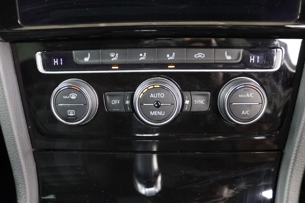 Used Volkswagen Golf 2018 for sale - 76934854: Photo 13