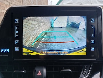 Used Toyota C-HR 2019 for sale - 77477777: Photo