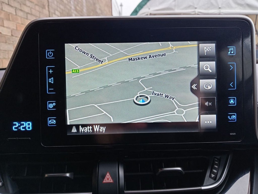 Used Toyota C-HR 2019 for sale - 77477777: Photo 6