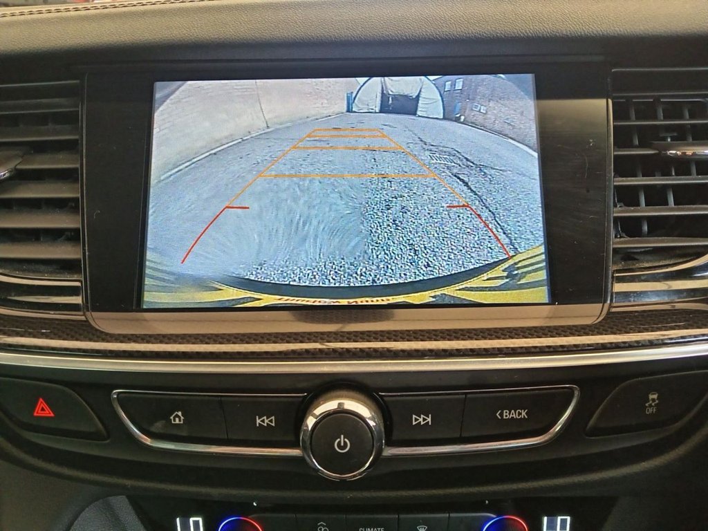 Used Vauxhall Insignia 2018 for sale - 77966876: Photo 2