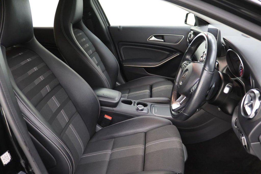 Used Mercedes-Benz GLA 2018 for sale - 76841022: Photo 12