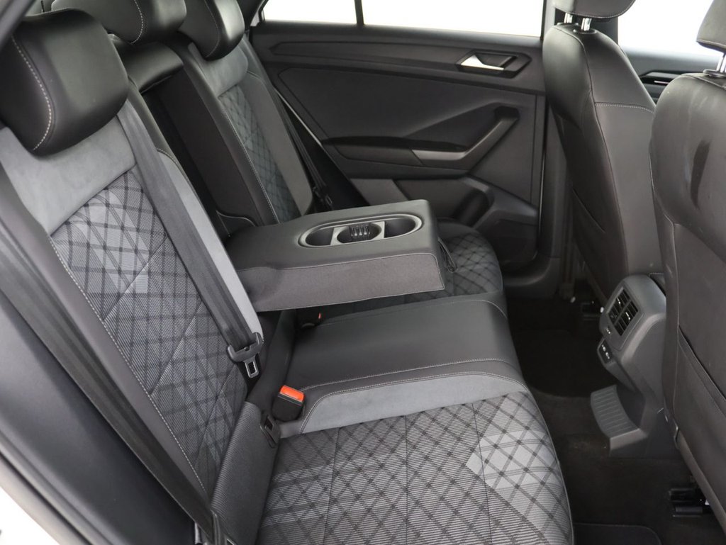 Used Volkswagen T-Roc 2022 for sale - 76751050: Photo 19