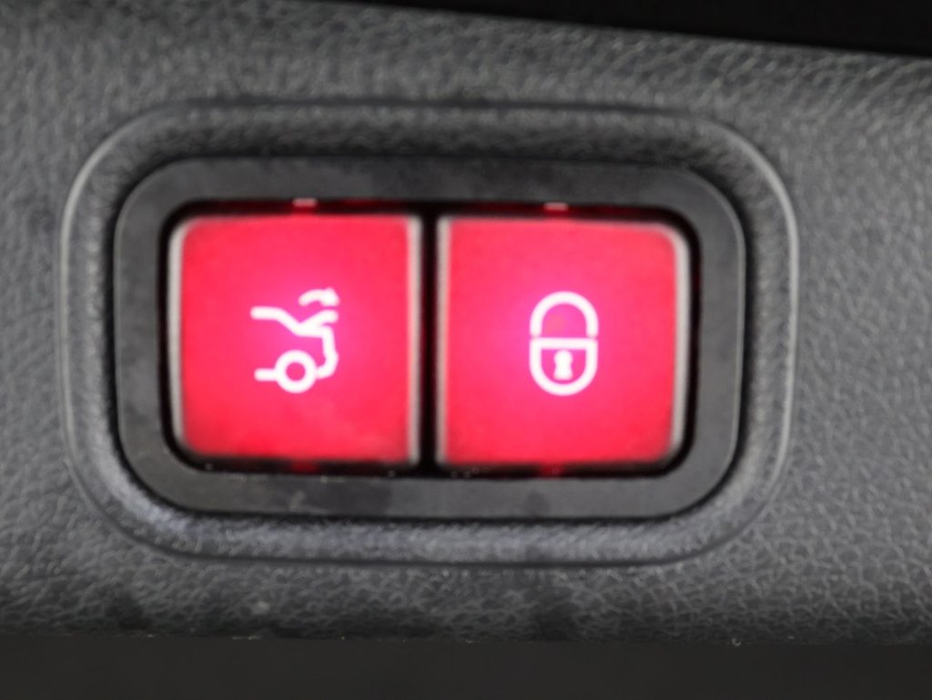 Used Mercedes-Benz E Class 2018 for sale - 76416888: Photo 28