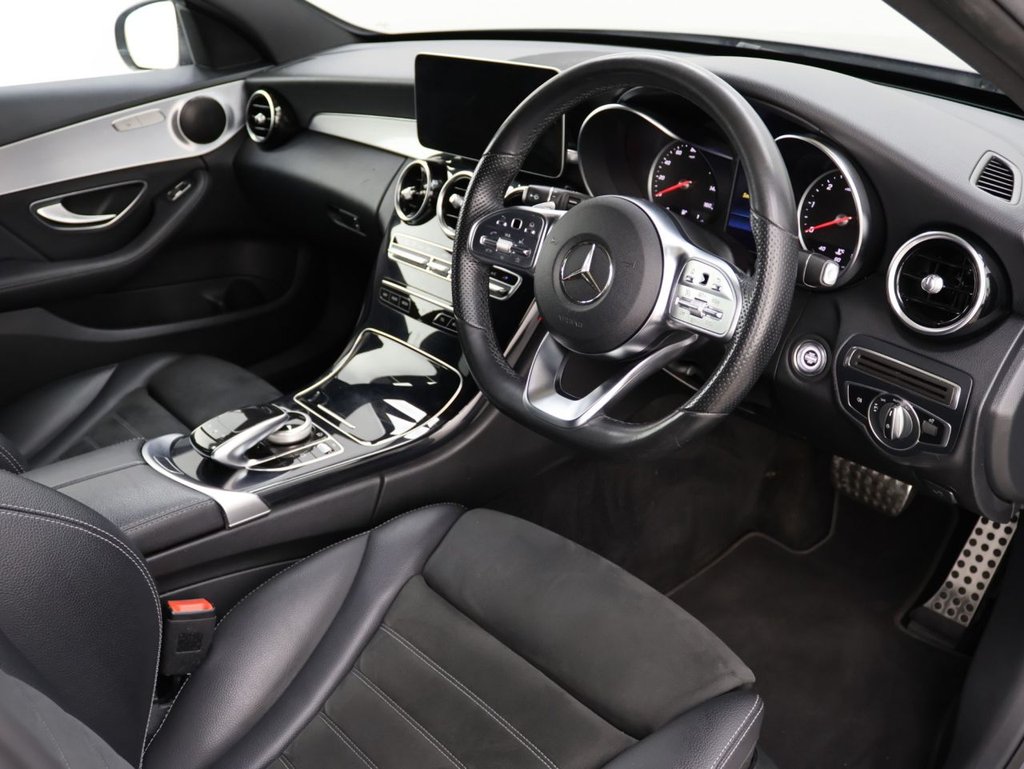 Used Mercedes-Benz C Class 2019 for sale - 76300948: Photo 10