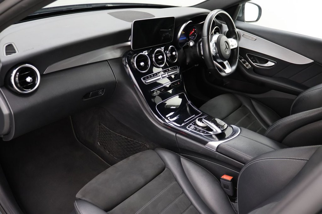 Used Mercedes-Benz C Class 2019 for sale - 76300948: Photo 24